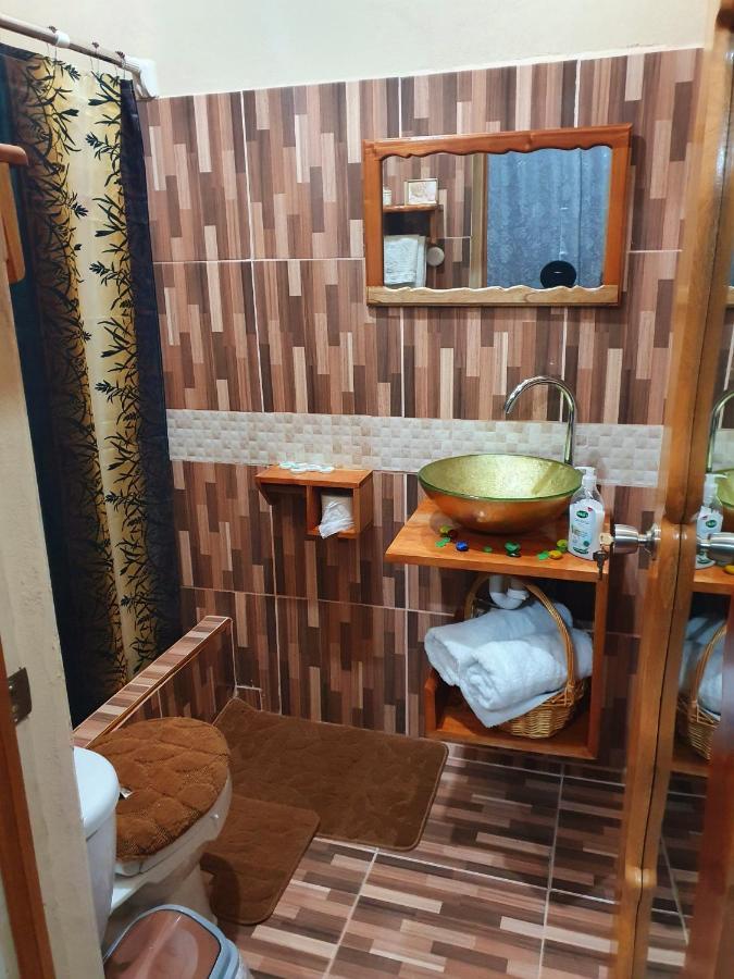 Mesmerize Guest House Порт-Антонио Экстерьер фото